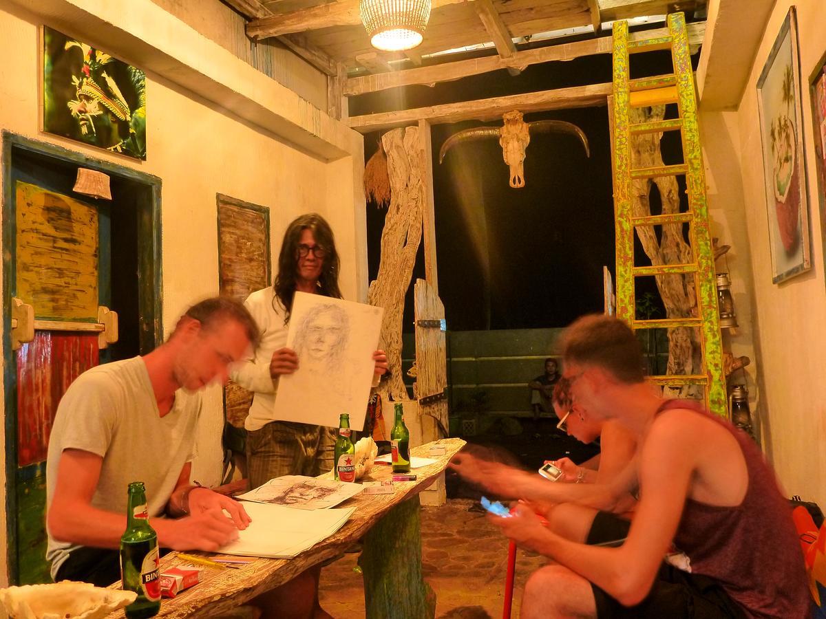 Gipsy Backpackers Vandrehjem Gili Trawangan Eksteriør billede